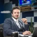 Fernando Rosales